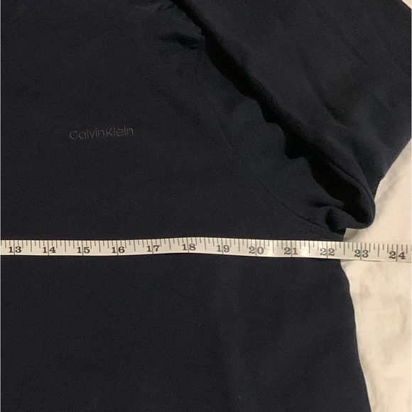 Calvin Klein Sweatshirt / Large - Picture 7 of 10